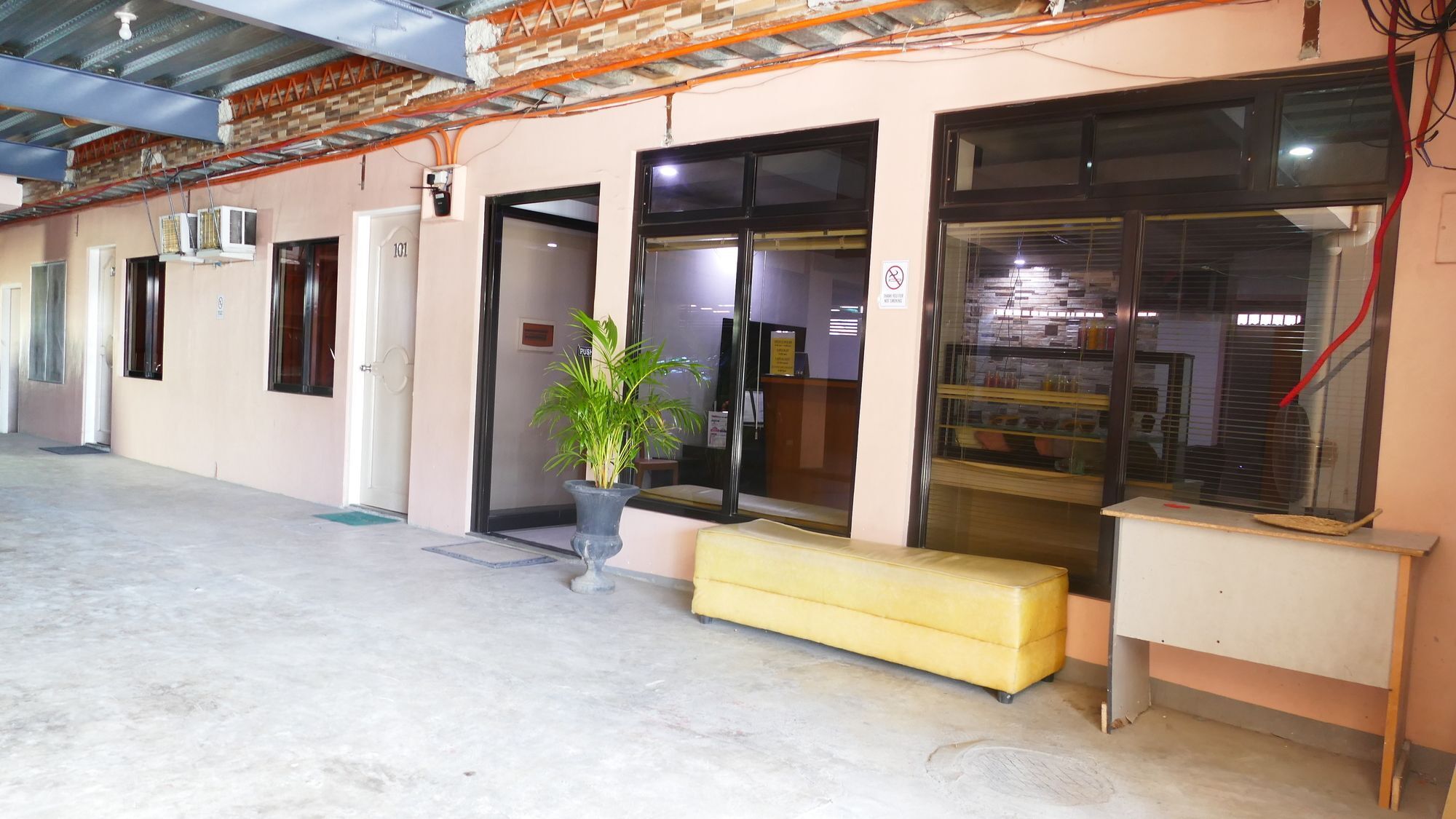 Countess Pension House Liloan Exterior photo